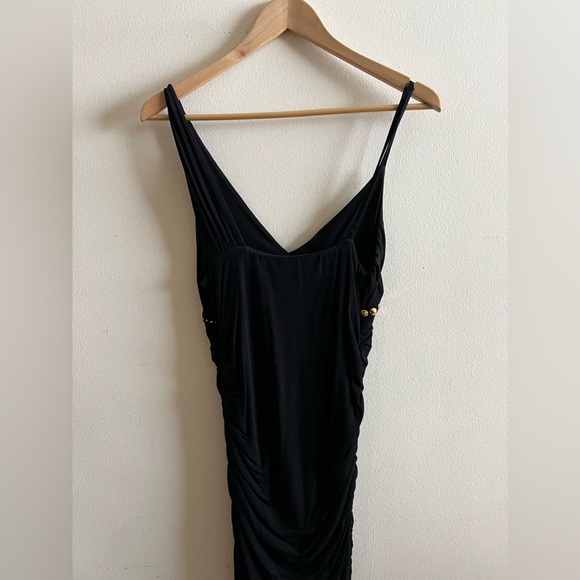 Little Black Dress - Picture 5 of 6